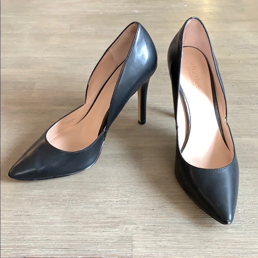 Charles by Charles David Black Leather Pumps